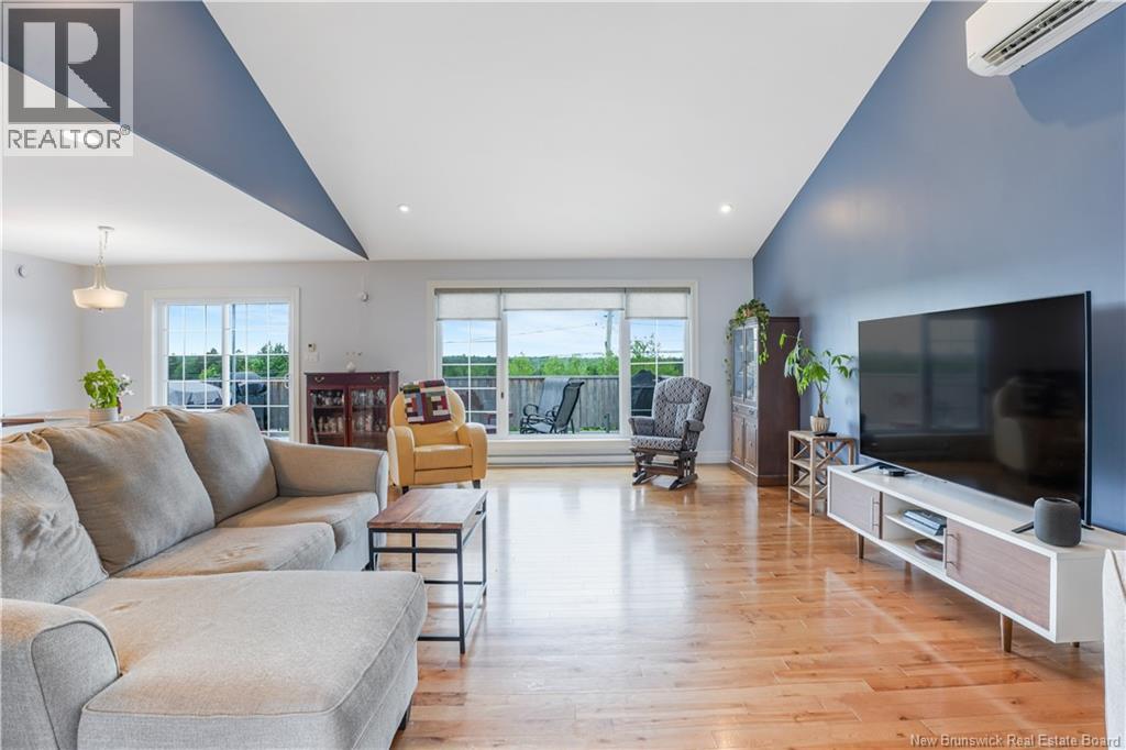 142 Sprucewood Drive - 19