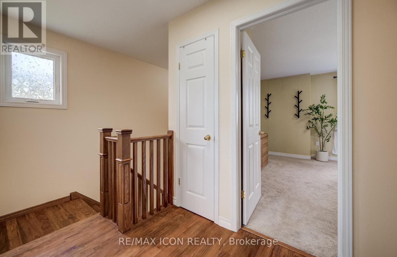 124 PROSPERITY DRIVE - 17