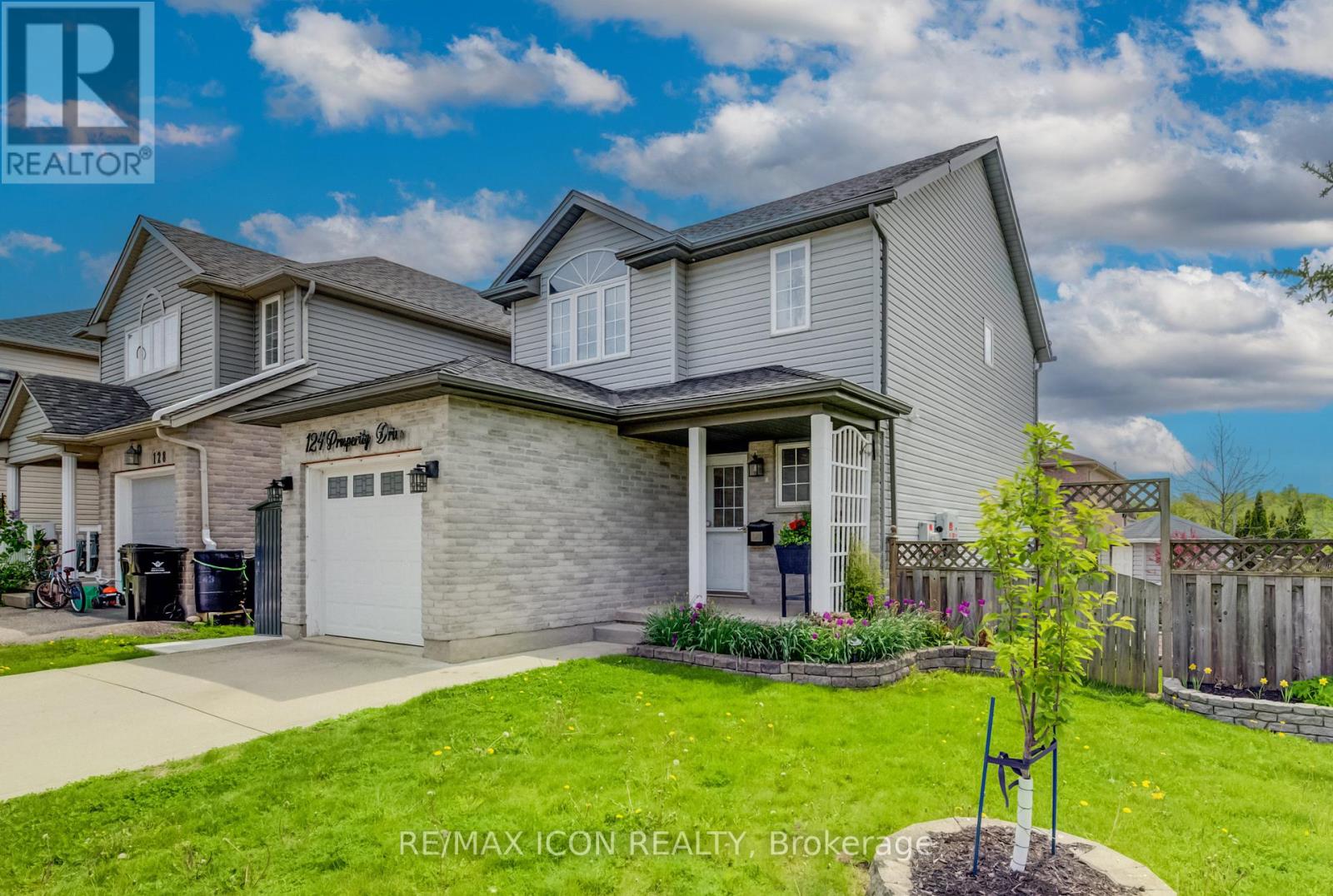 124 PROSPERITY DRIVE - 40