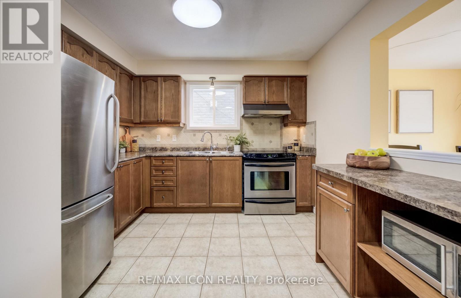 124 PROSPERITY DRIVE - 7