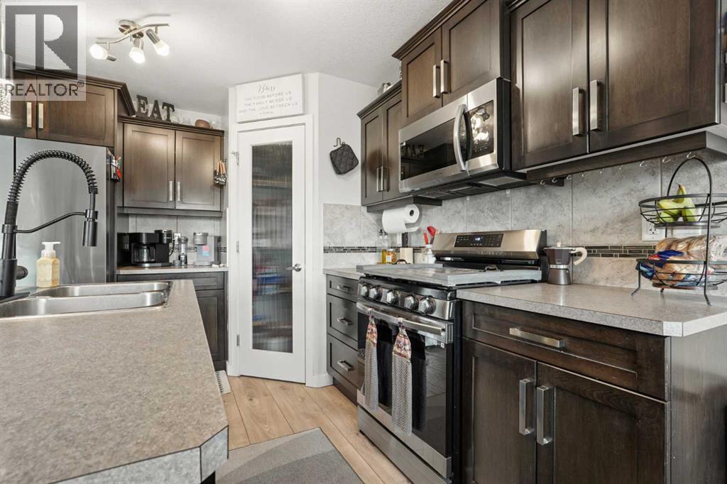 648 Parkside Green - 11
