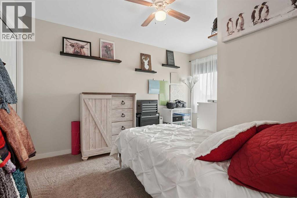 648 Parkside Green - 24