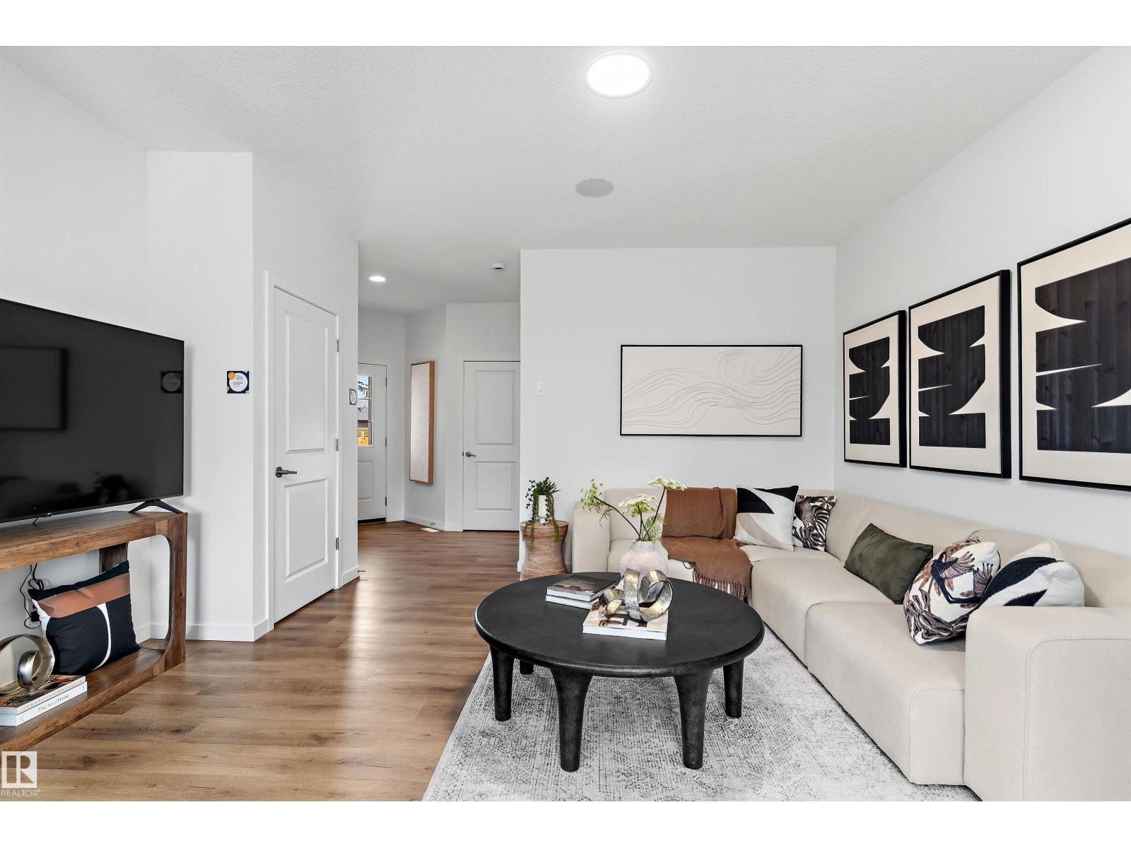 8907 ELVES LO NW - 10