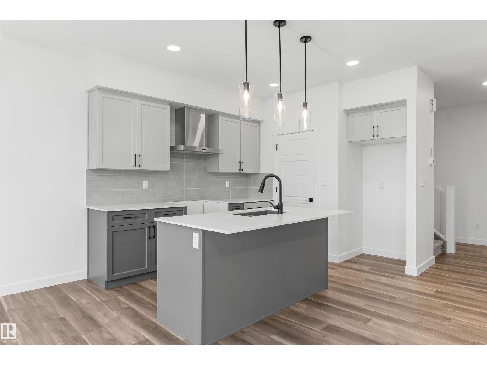 19131 20 AV NW - 7
