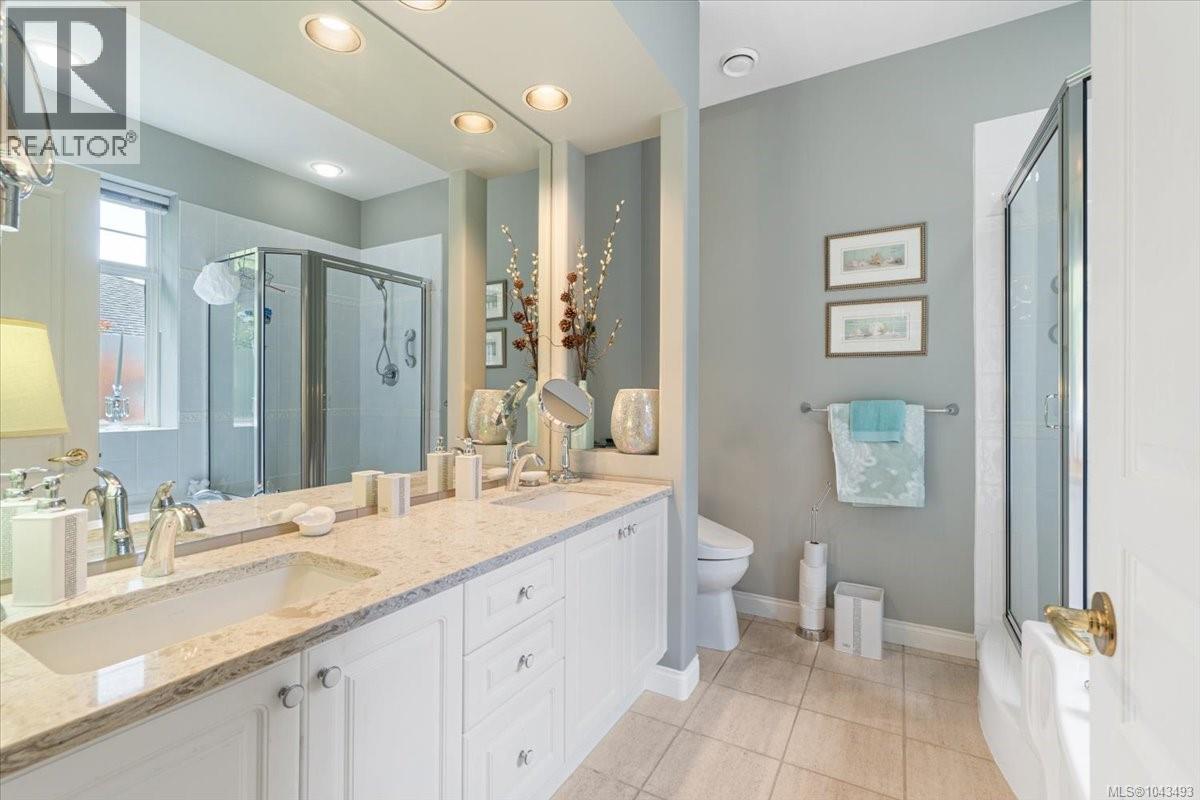 1266 Saturna Dr - 21
