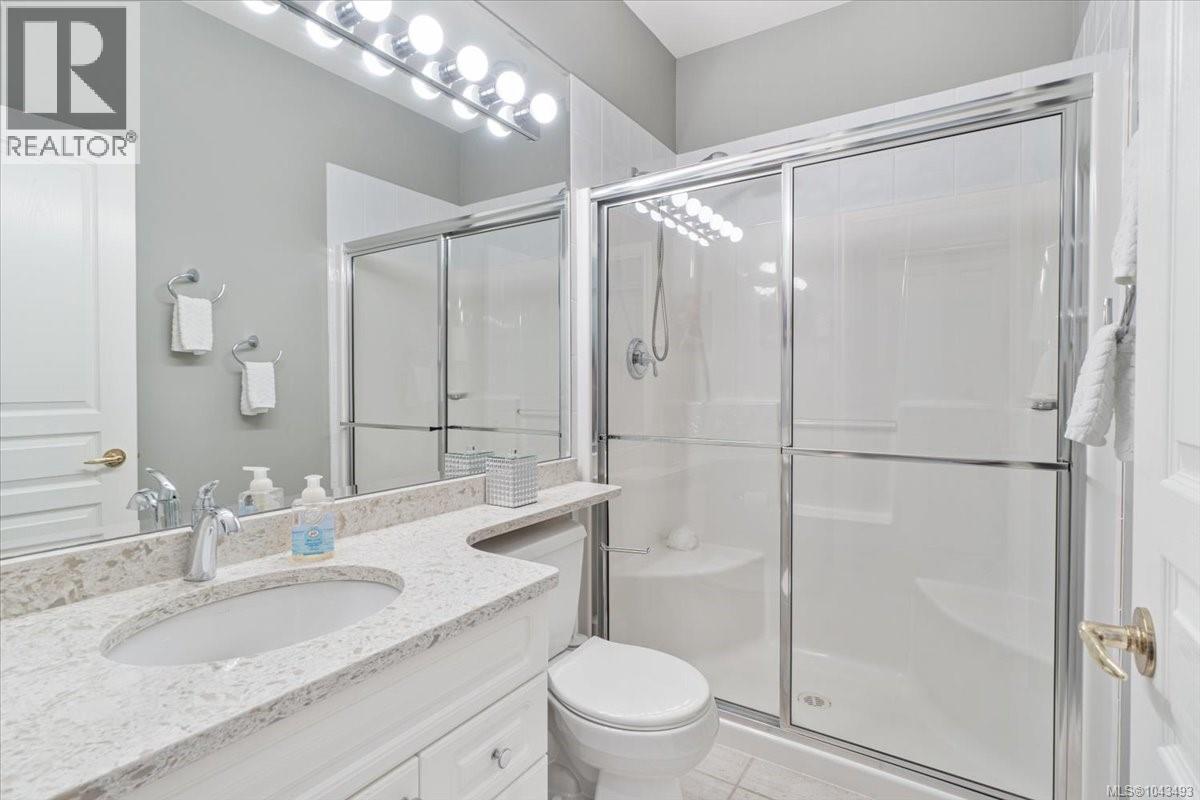 1266 Saturna Dr - 22