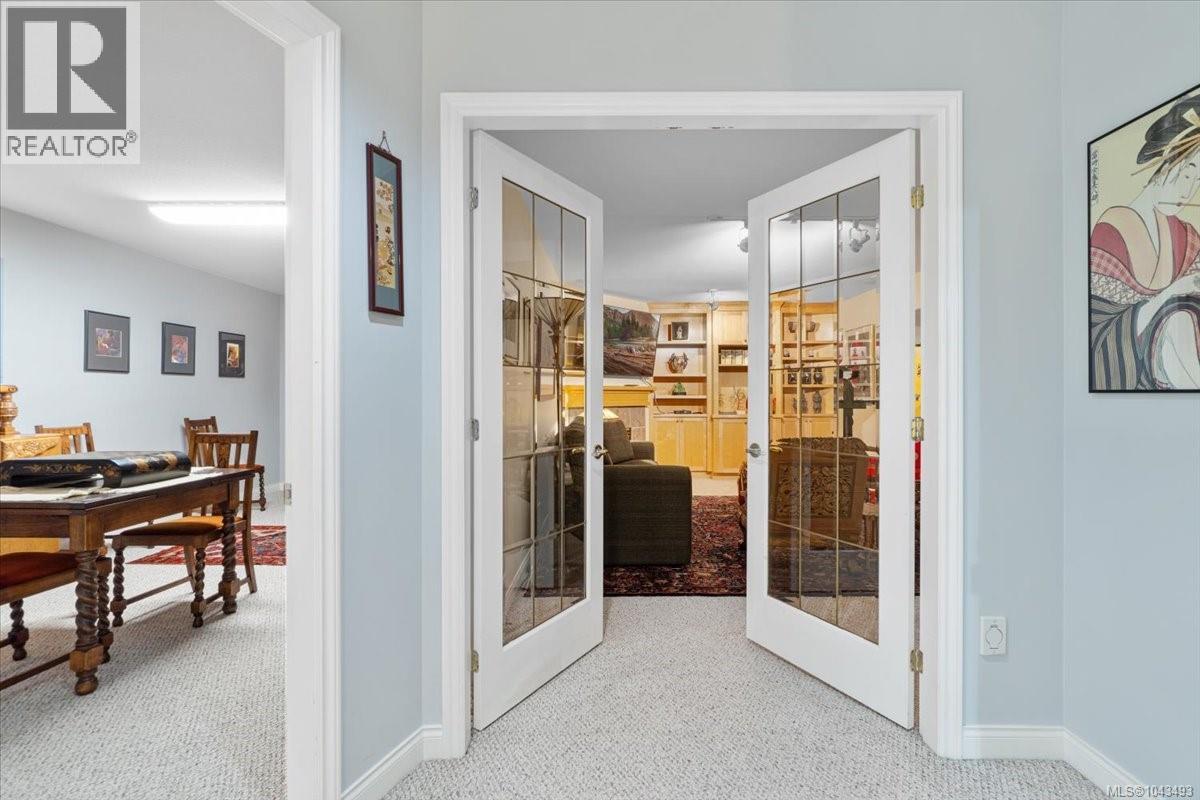 1266 Saturna Dr - 30