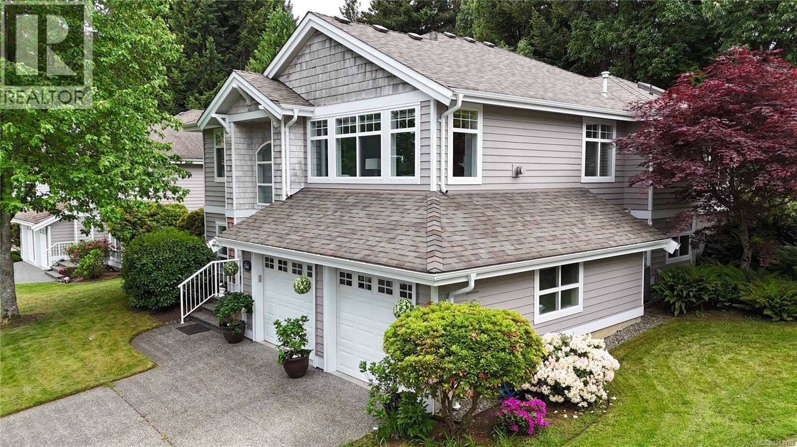 1266 Saturna Dr - 33