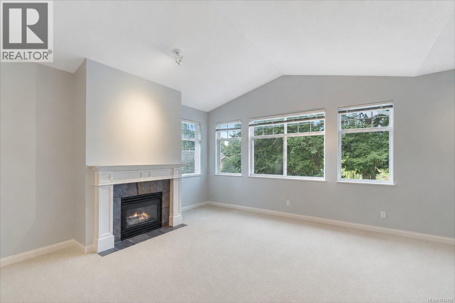 1266 Saturna Dr - 6