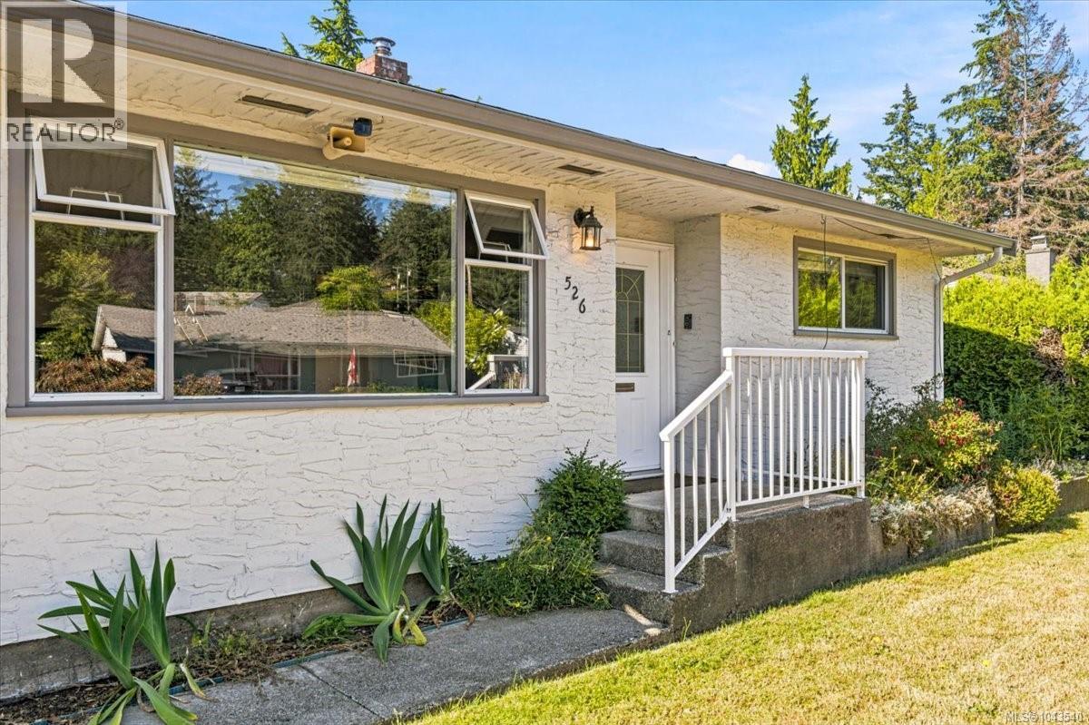 526 Ruby Cres - 2