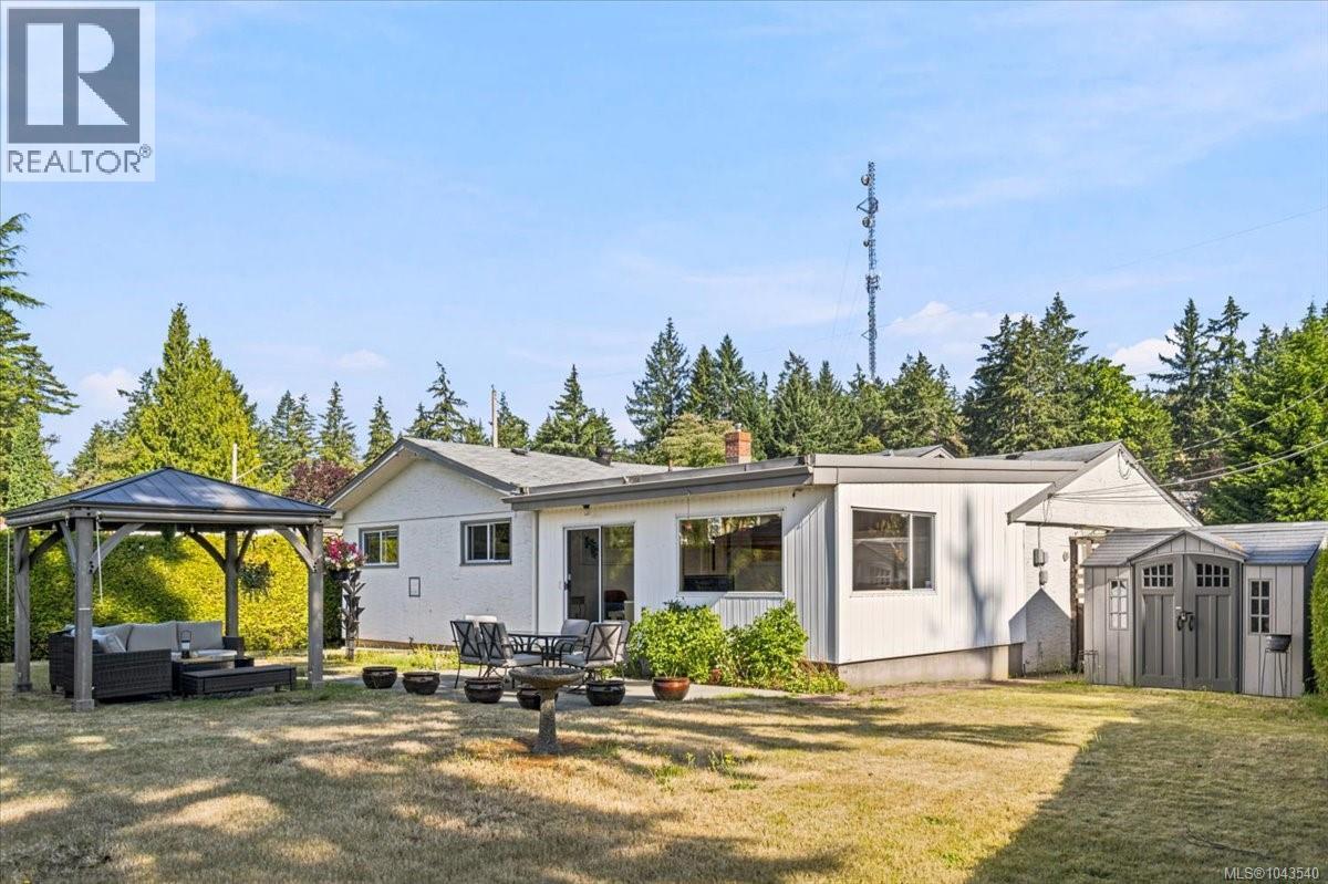 526 Ruby Cres - 17