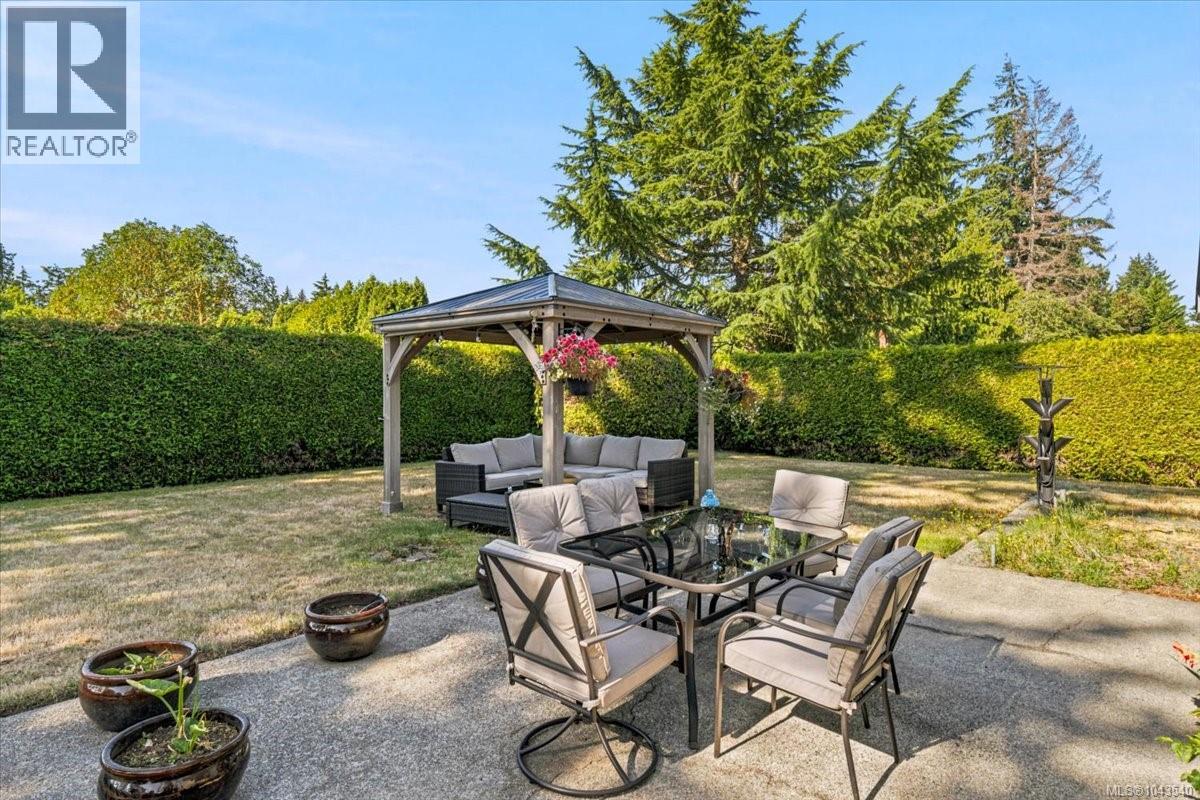 526 Ruby Cres - 18