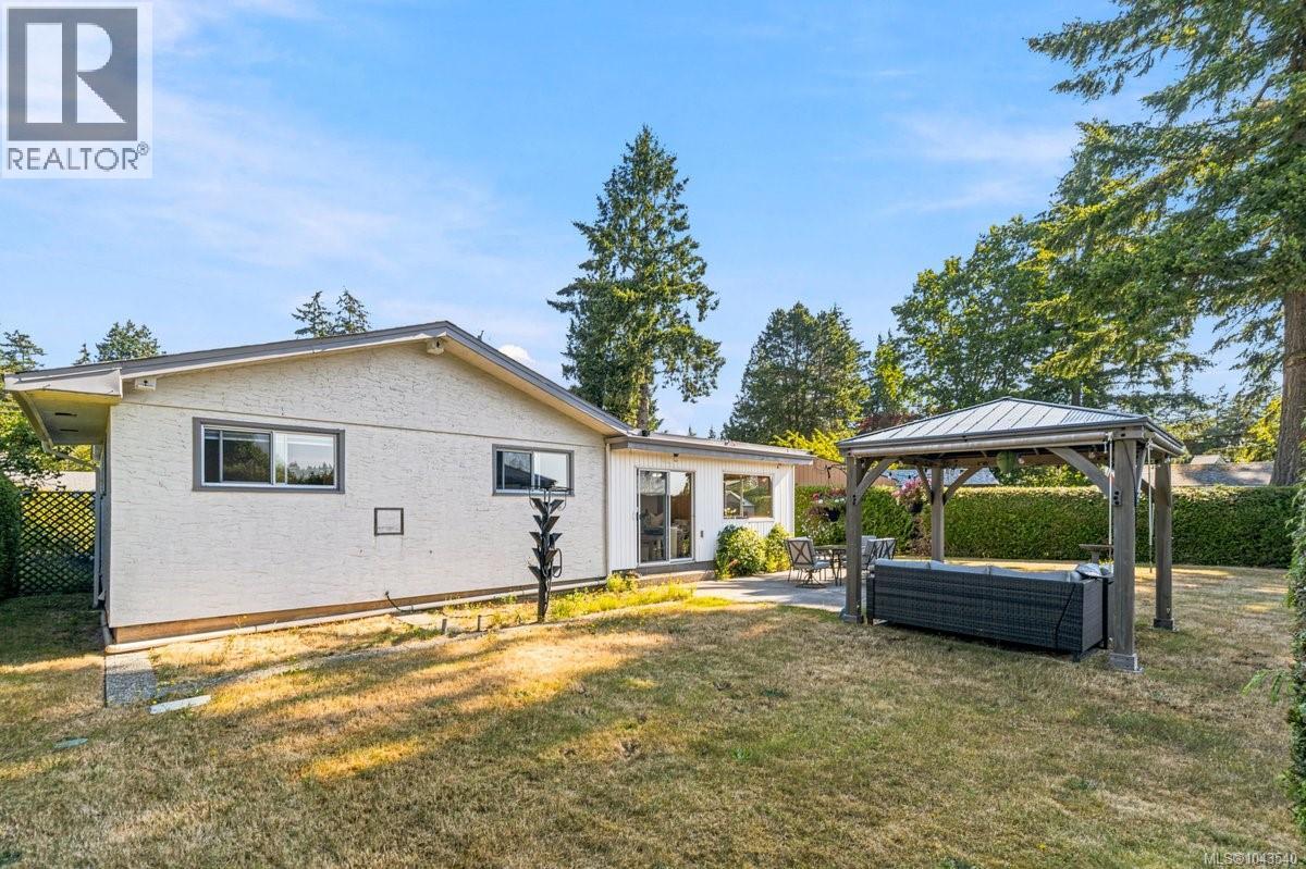 526 Ruby Cres - 32