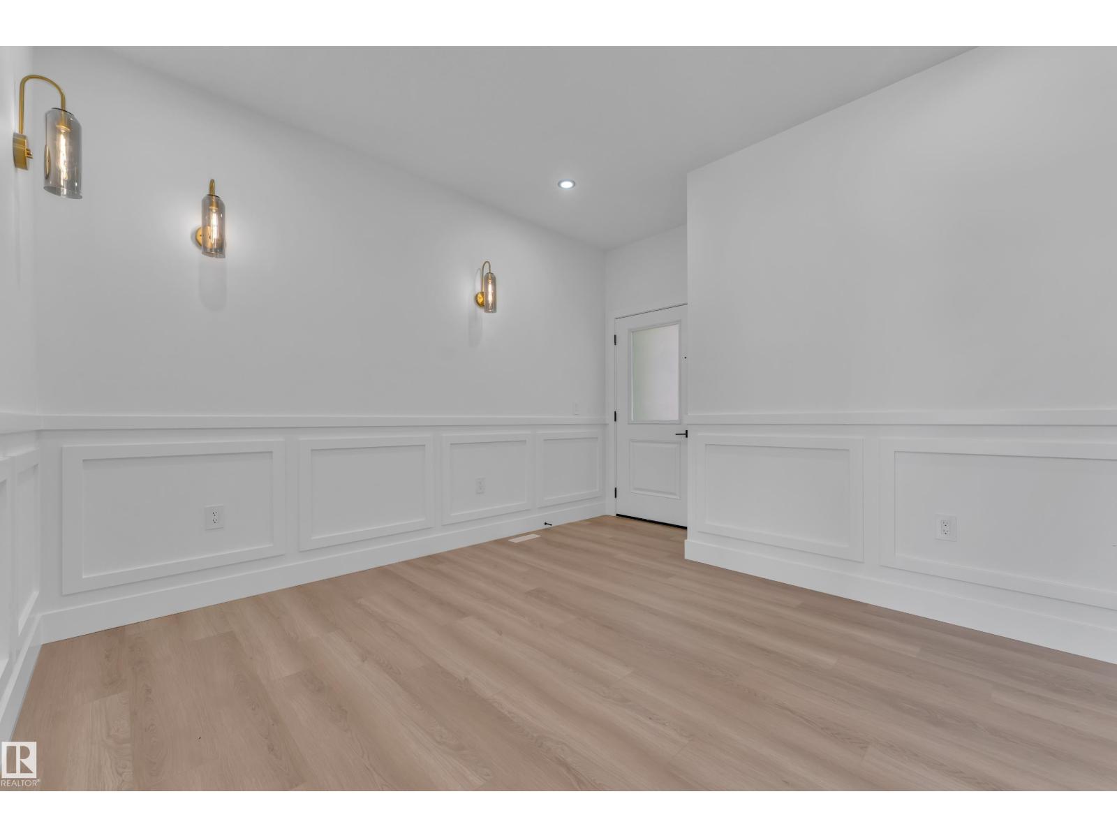 382 Linden LO - 2