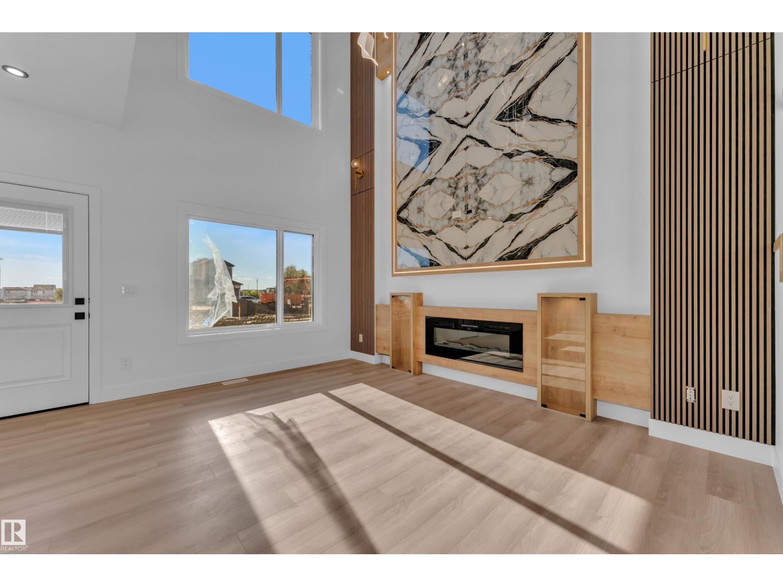 382 Linden LO - 11
