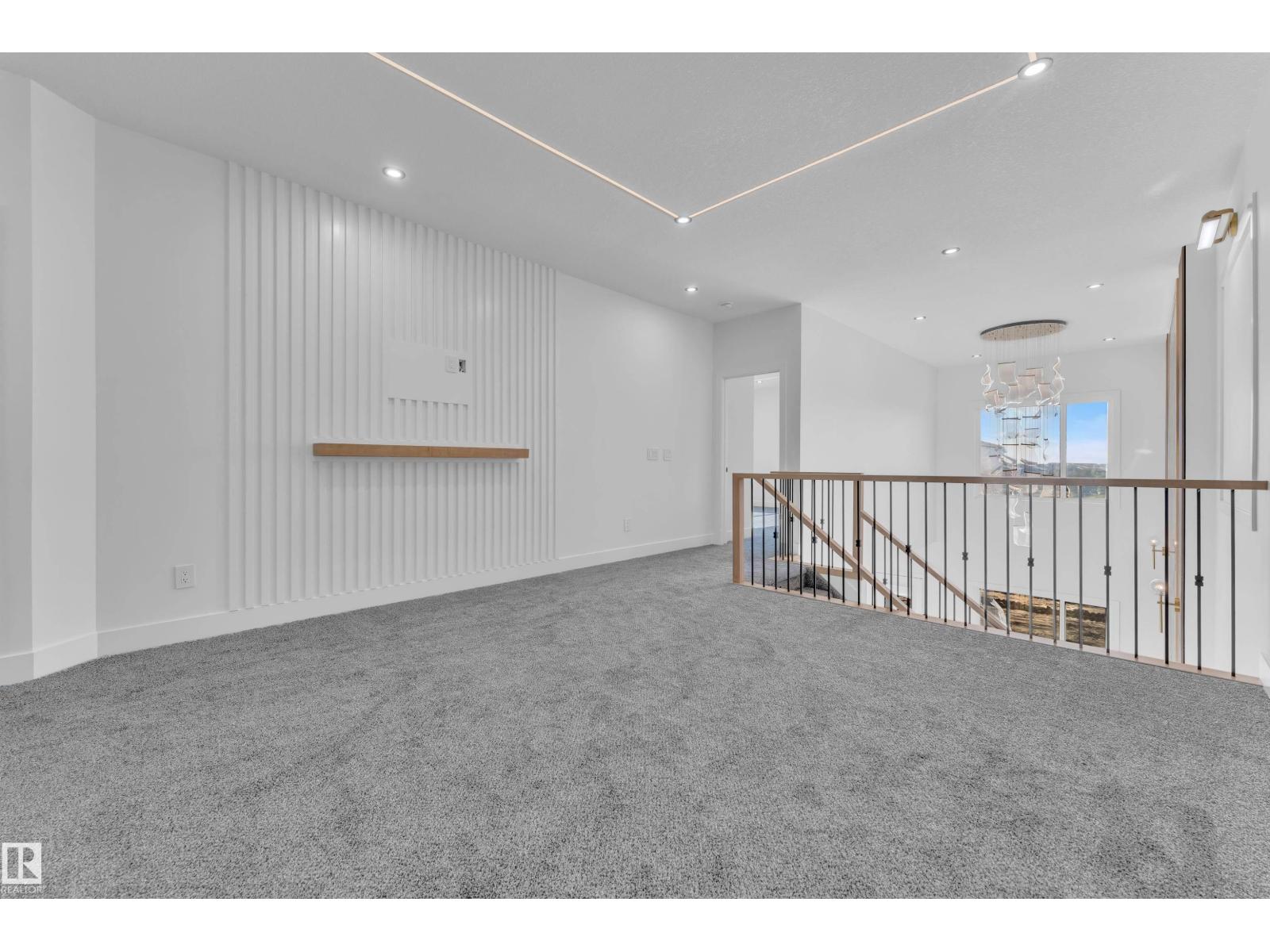 382 Linden LO - 25