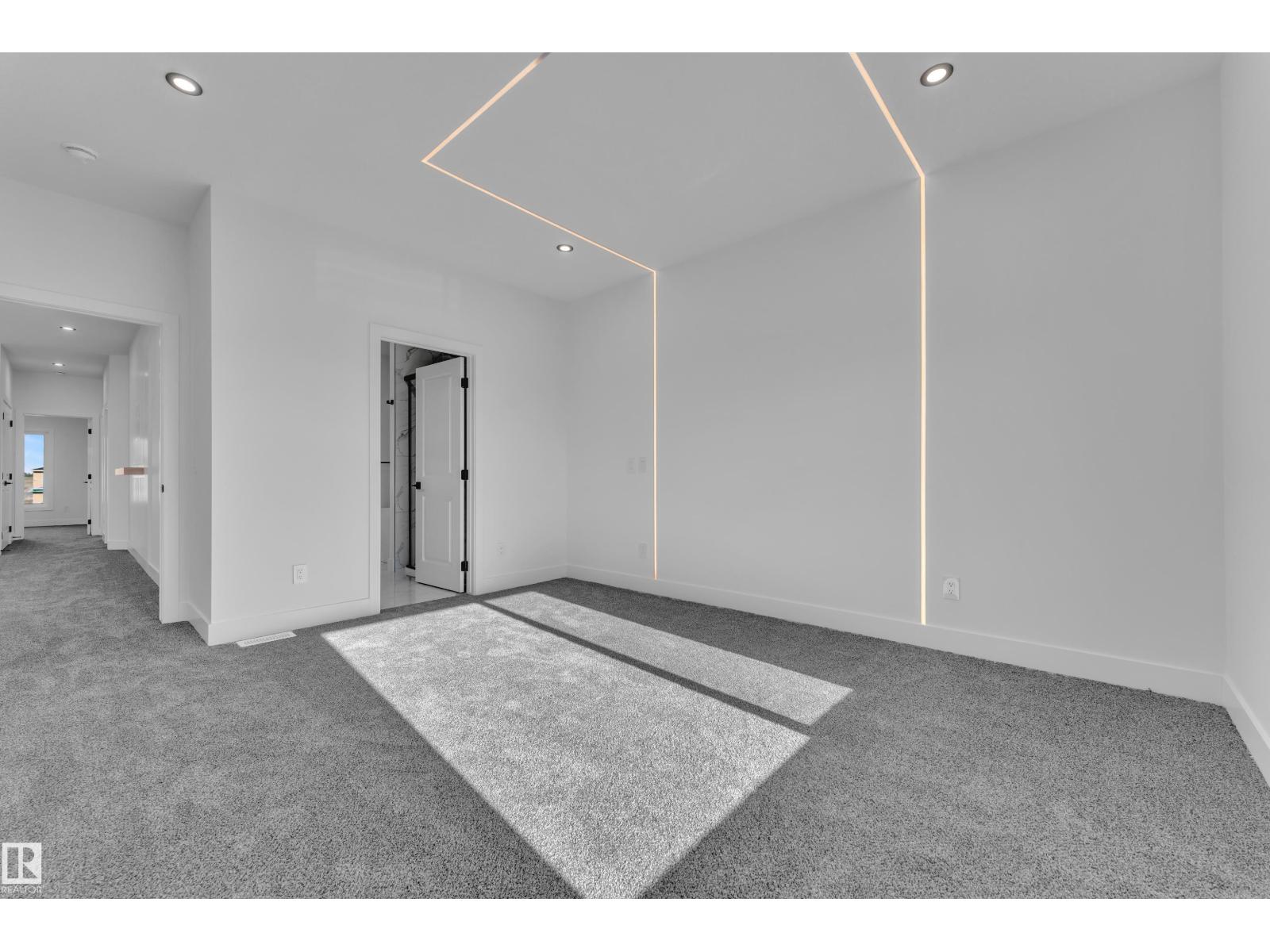 382 Linden LO - 27