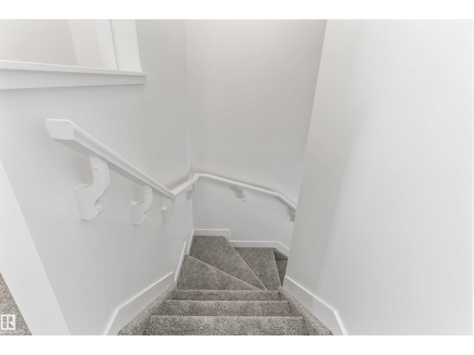 18816 28 AV NW - 22