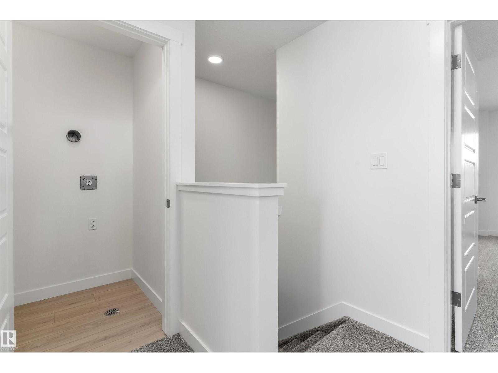 18816 28 AV NW - 23
