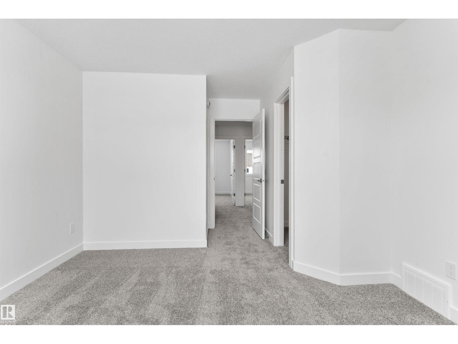 18816 28 AV NW - 33