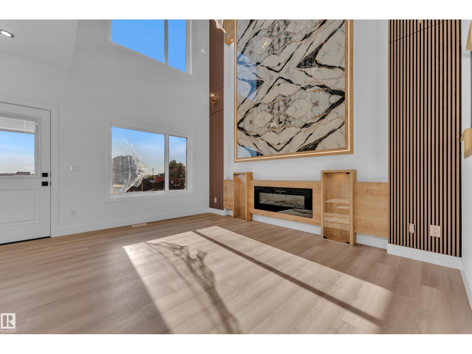 382 Linden LO - 12