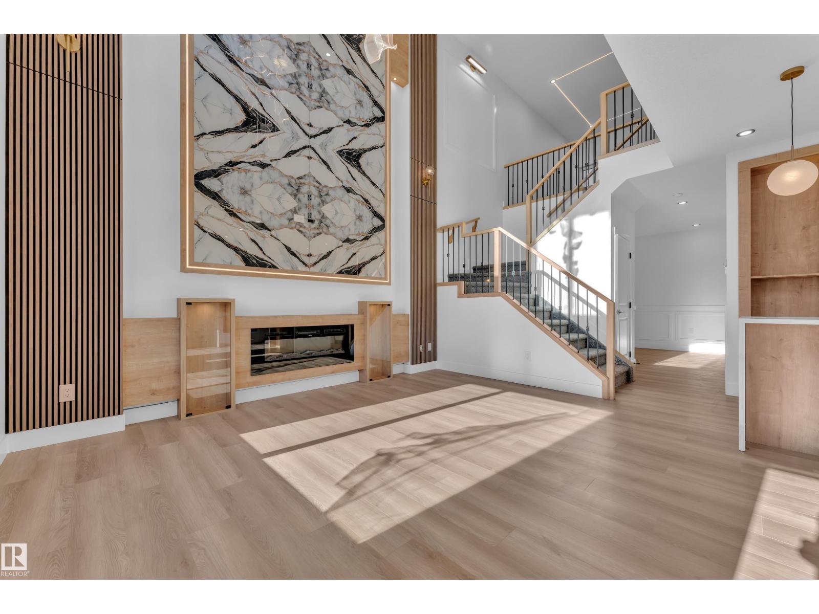 382 Linden LO - 13