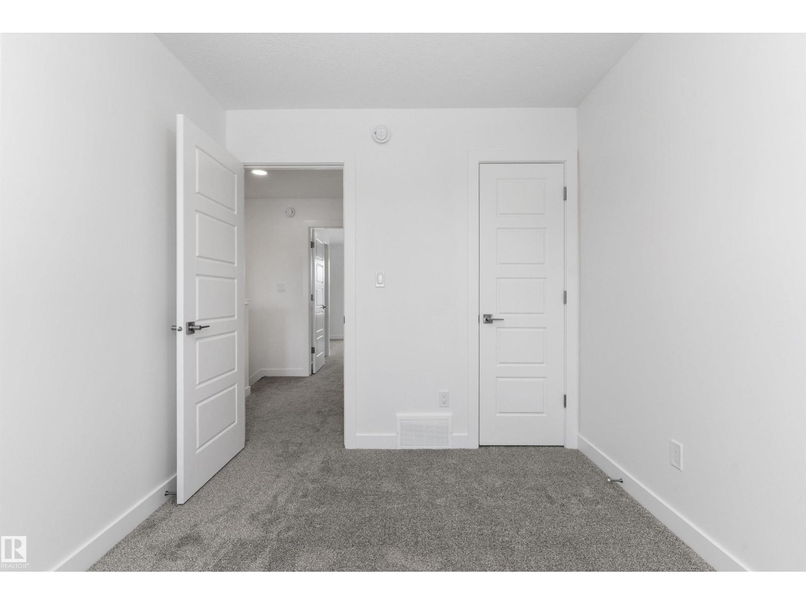 18816 28 AV NW - 27