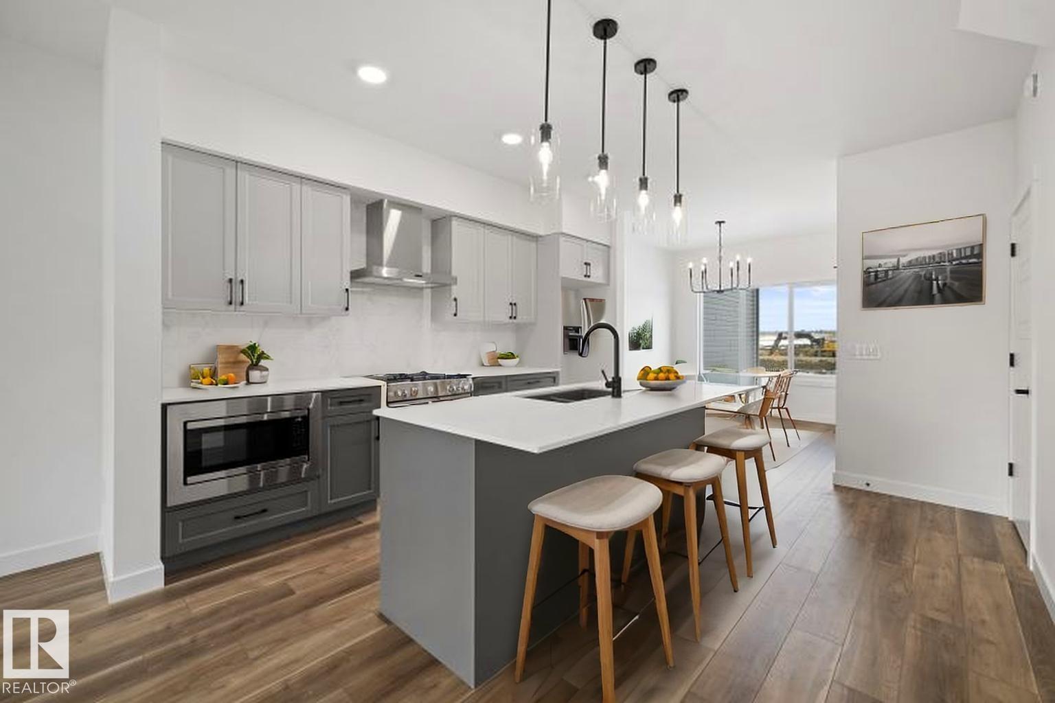 634 176 AV NE - 10