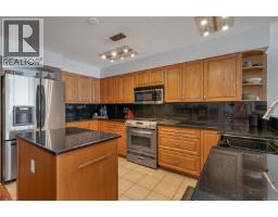 Sunroom - 2 553 Island Hwy, Campbell River, BC V9W2B9 Photo 7