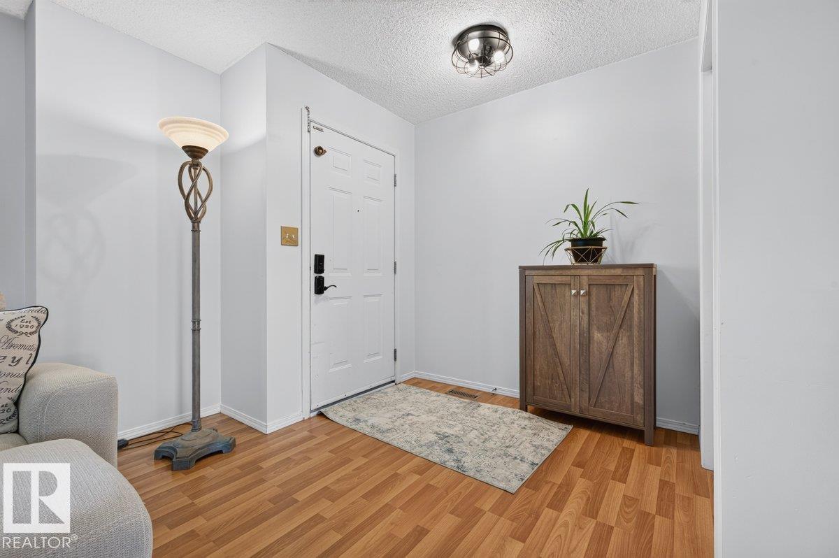 17411 90 ST NW - 6