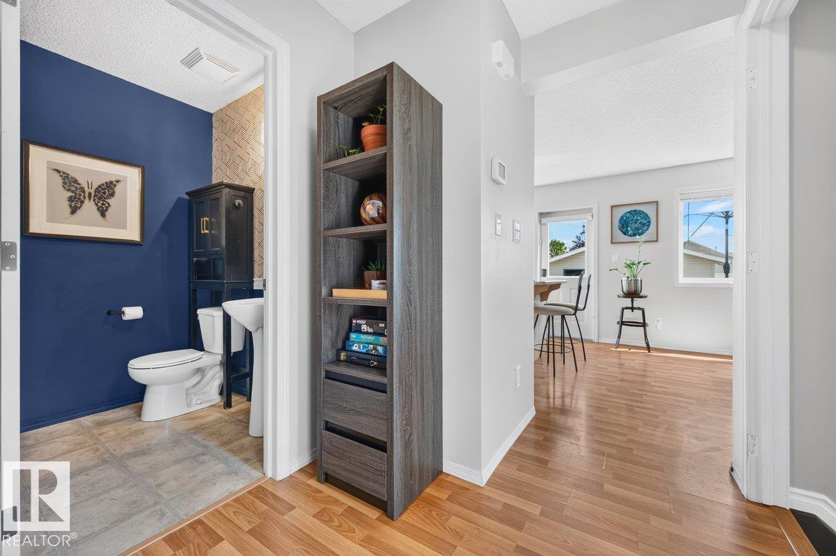 17411 90 ST NW - 12