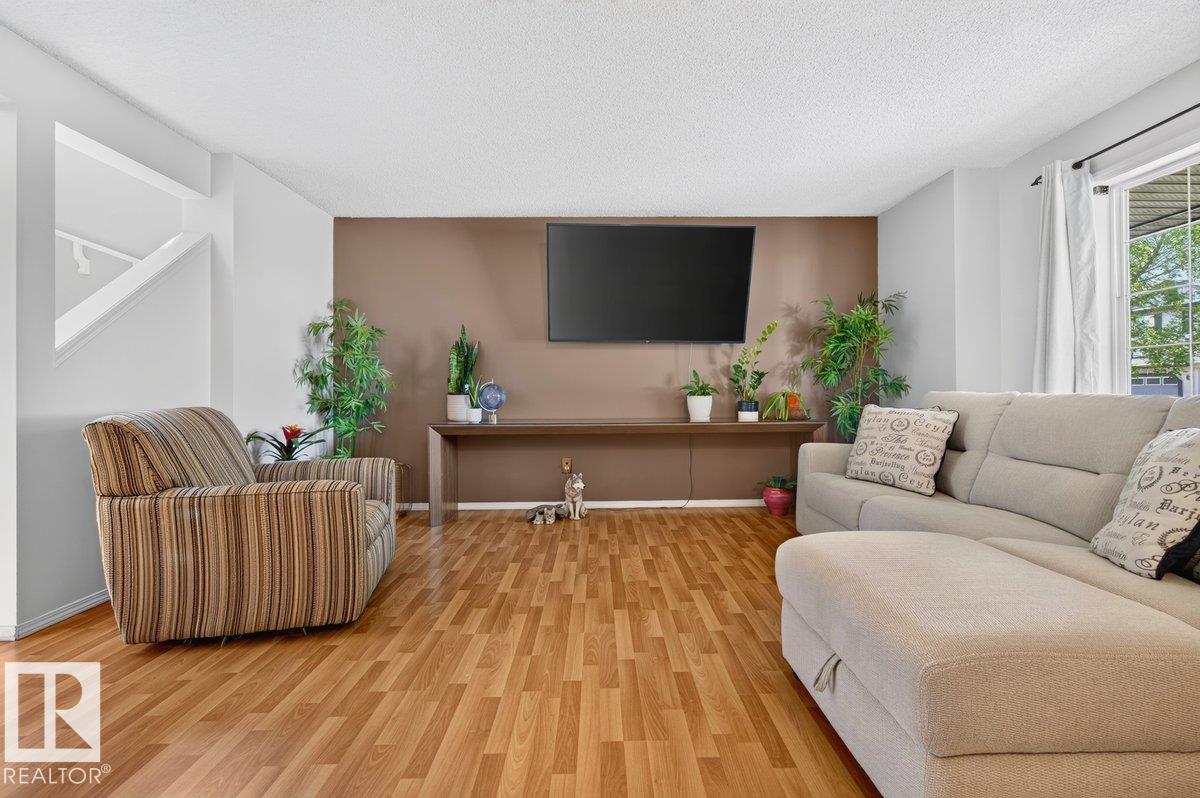 17411 90 ST NW - 7