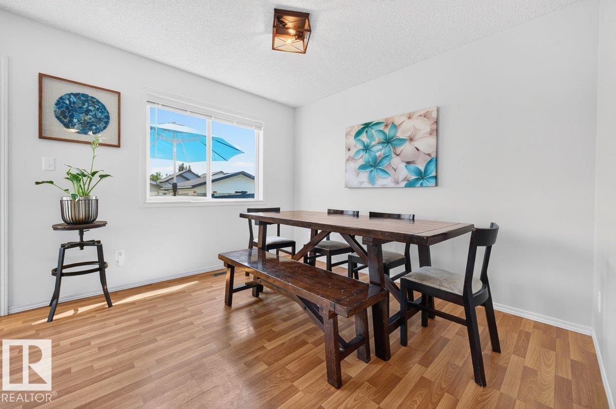 17411 90 ST NW - 23