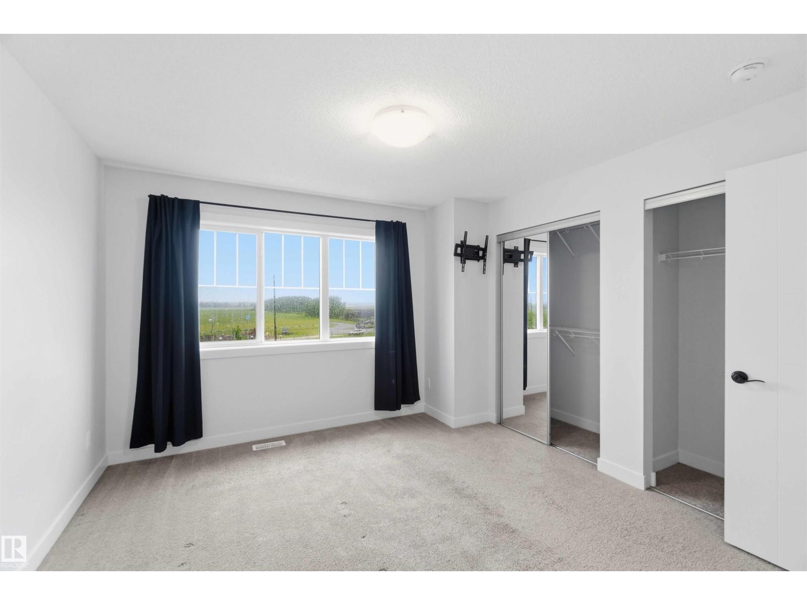 36 1005 GRAYDON HILL BV SW - 35
