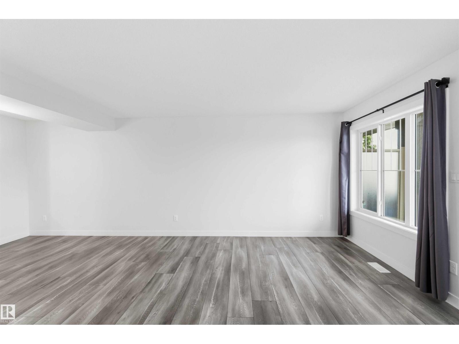 36 1005 GRAYDON HILL BV SW - 14