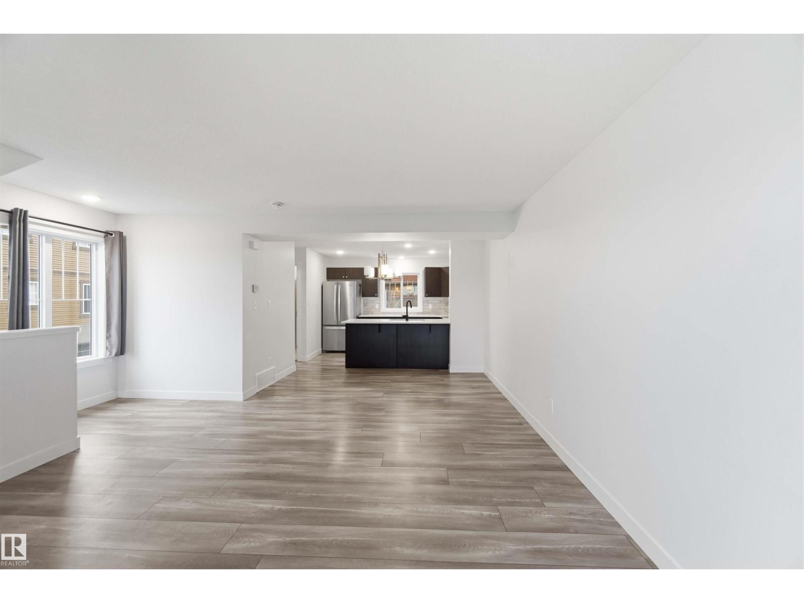 36 1005 GRAYDON HILL BV SW - 16