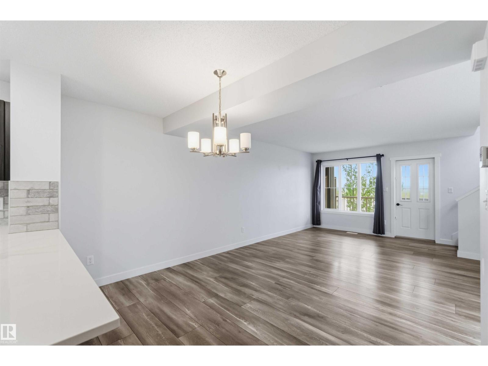 36 1005 GRAYDON HILL BV SW - 21