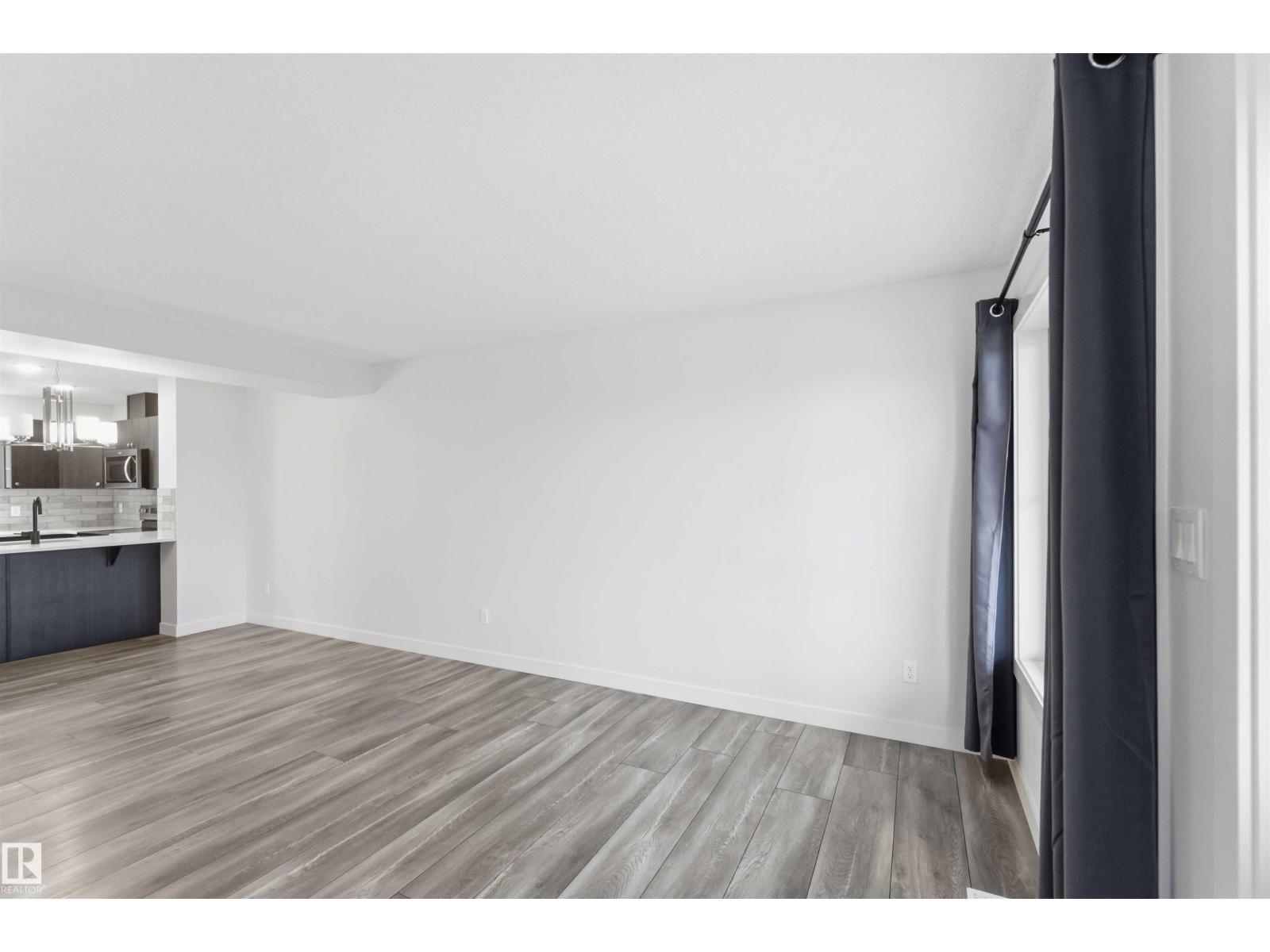 36 1005 GRAYDON HILL BV SW - 13