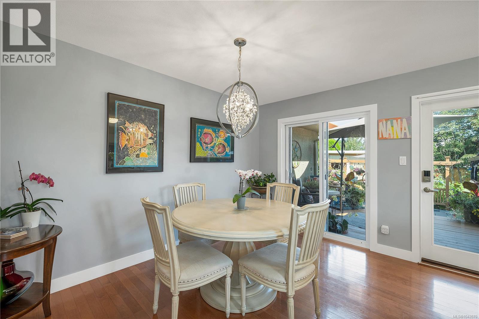 242 Dahl Rd - 14