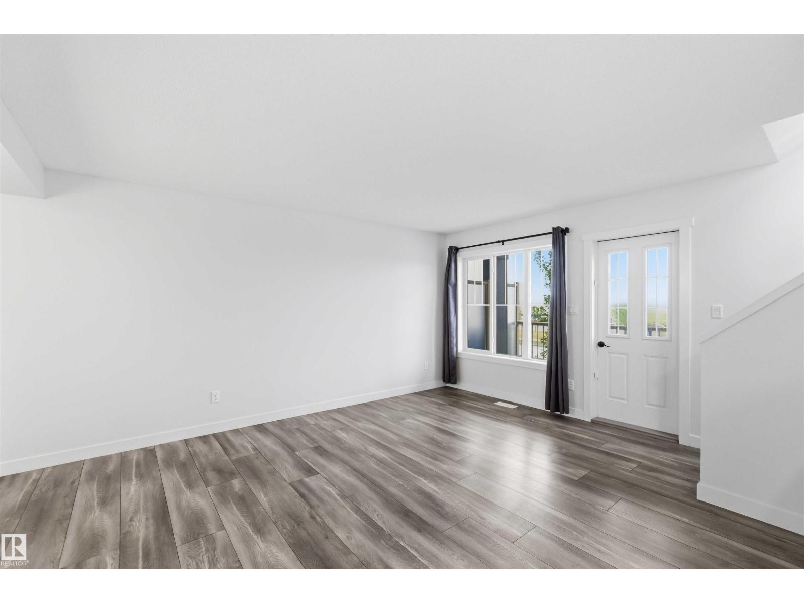 36 1005 GRAYDON HILL BV SW - 10