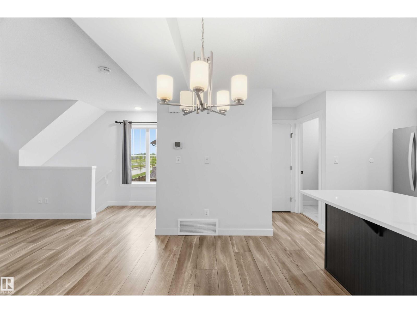 36 1005 GRAYDON HILL BV SW - 30