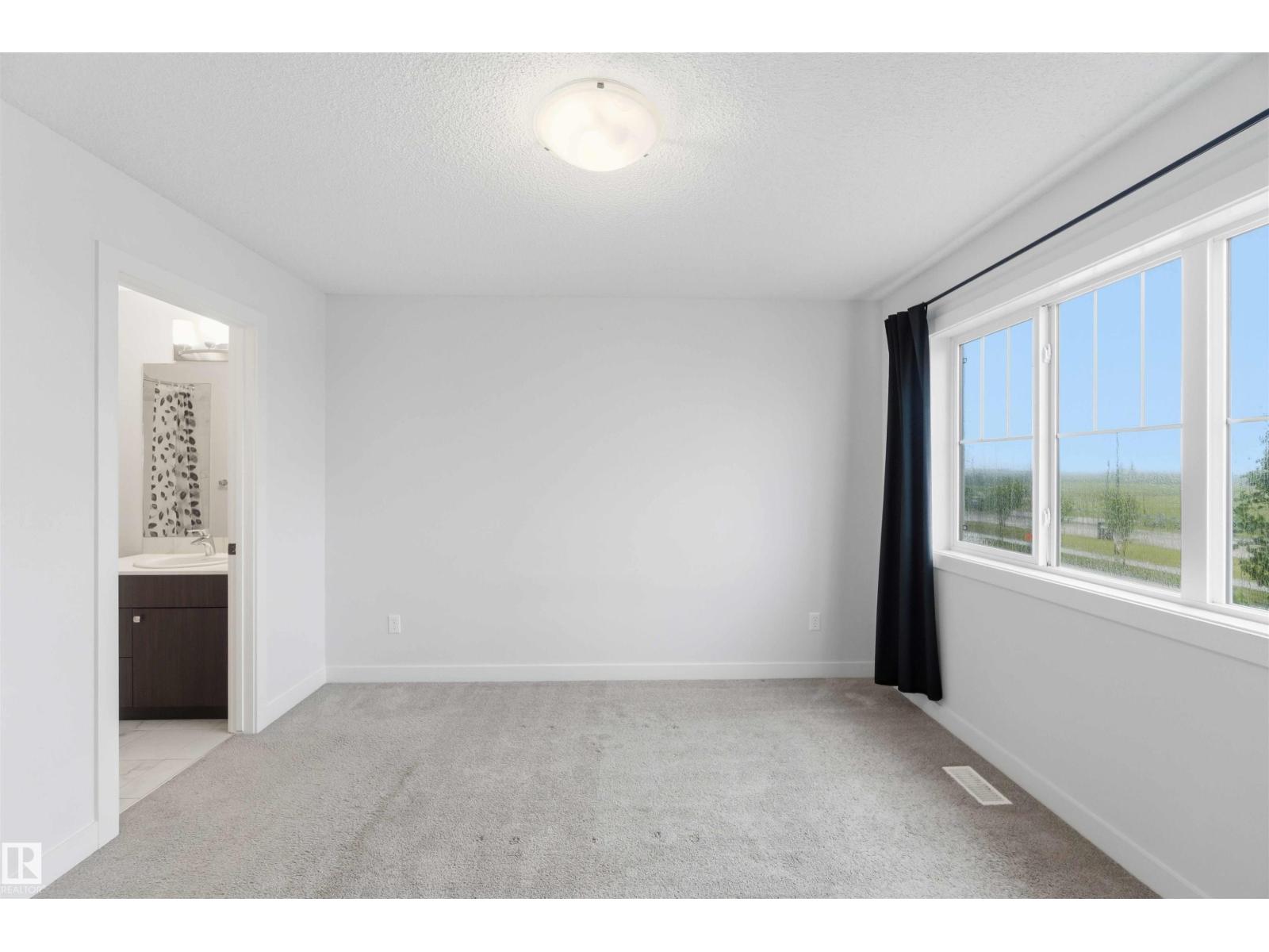 36 1005 GRAYDON HILL BV SW - 39