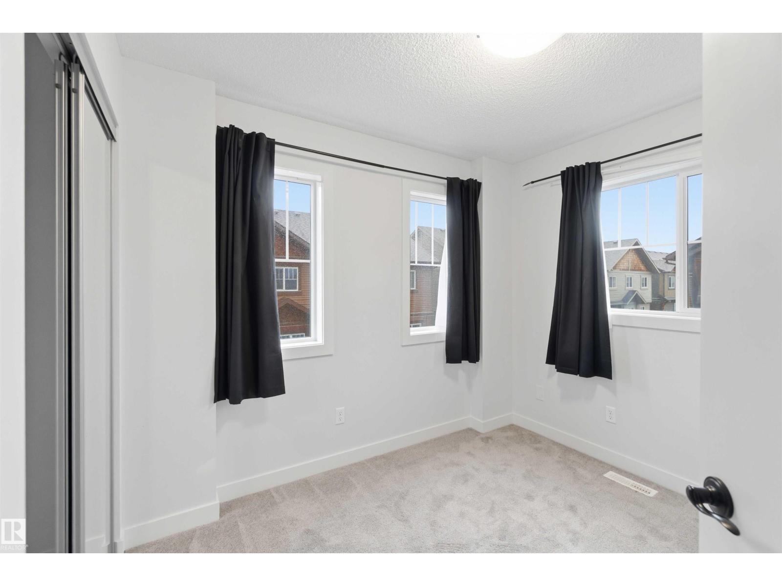 36 1005 GRAYDON HILL BV SW - 49
