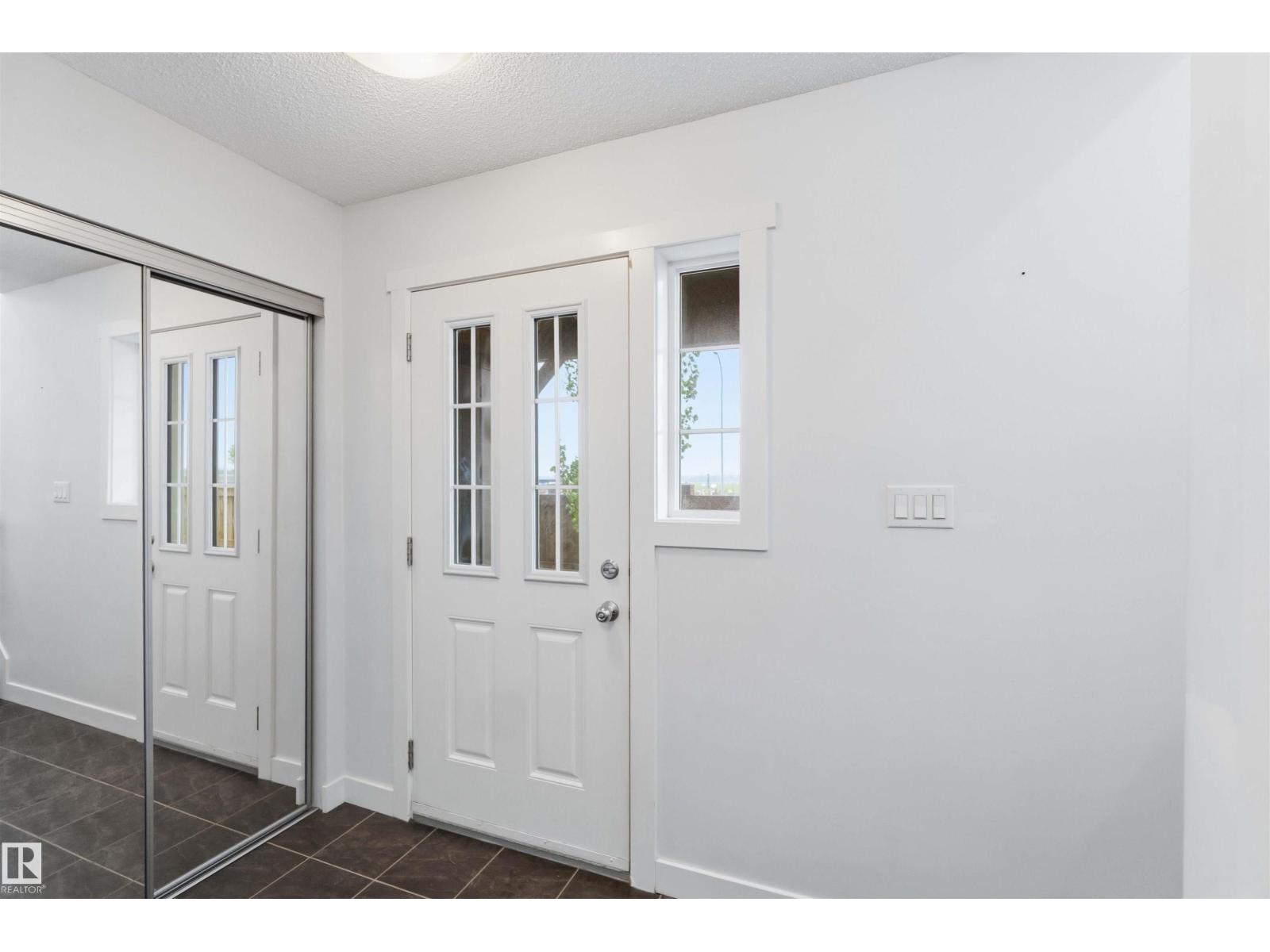 36 1005 GRAYDON HILL BV SW - 8
