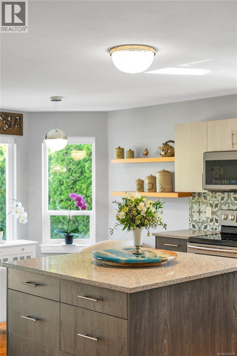 242 Dahl Rd - 23