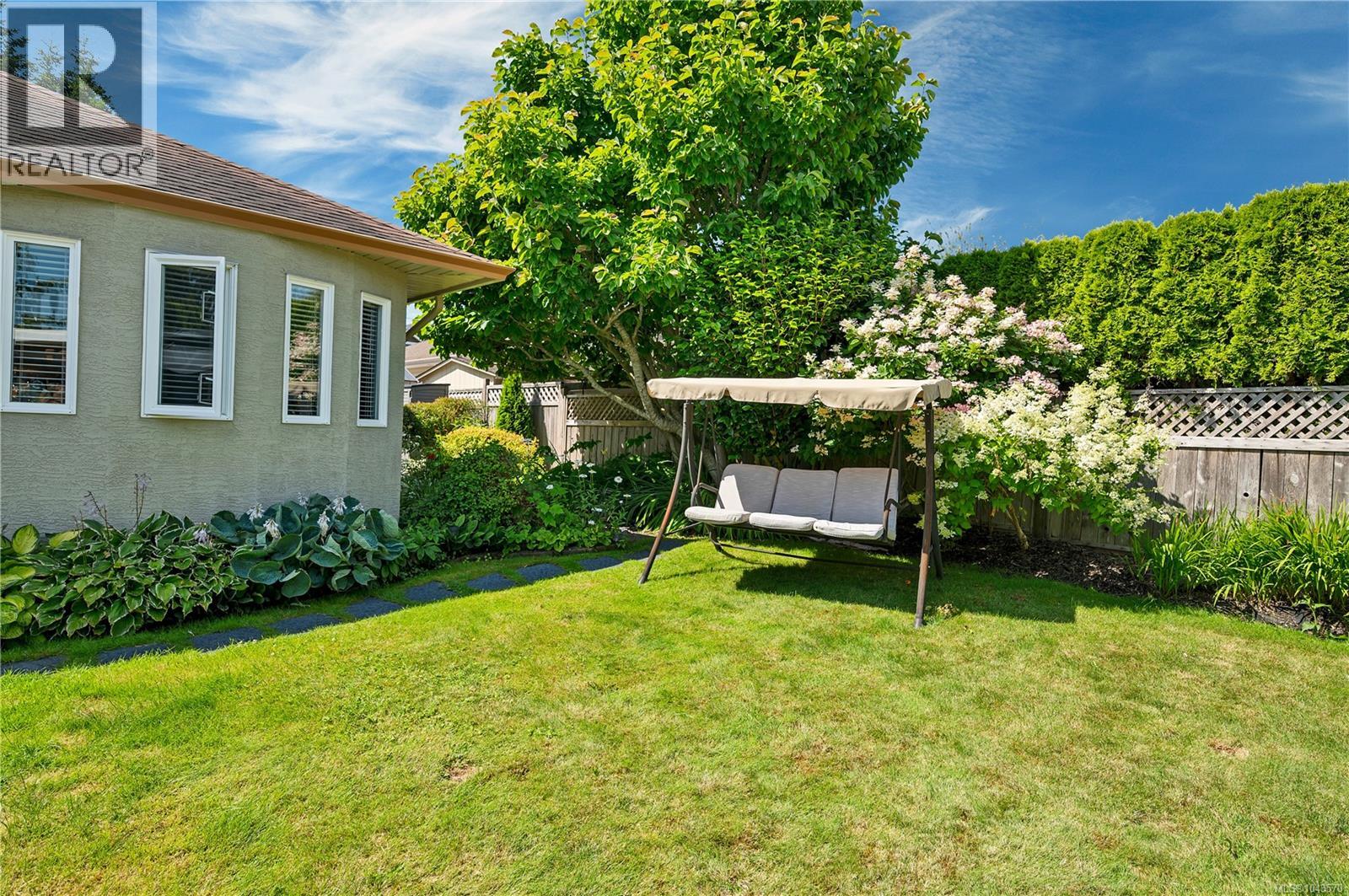 242 Dahl Rd - 48