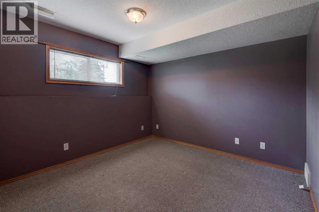 622 3 Street - 17
