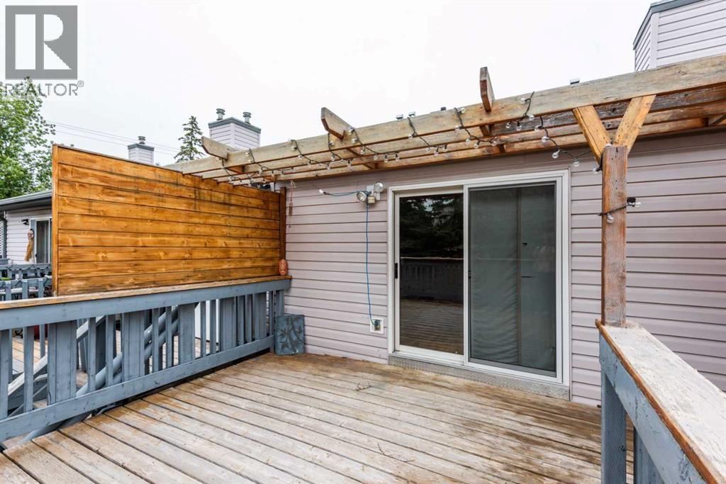 622 3 Street - 26