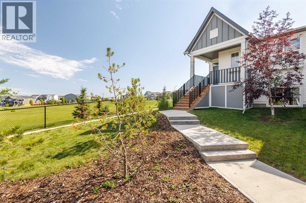 #11 71 Lucas Street NW - 1