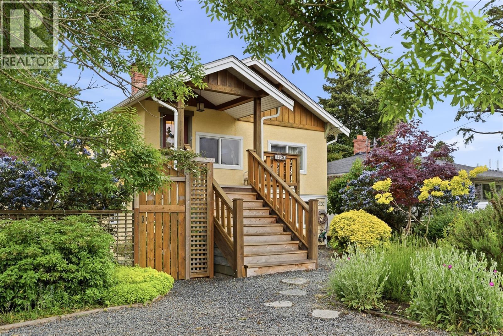 3130 Kingsley St - 1